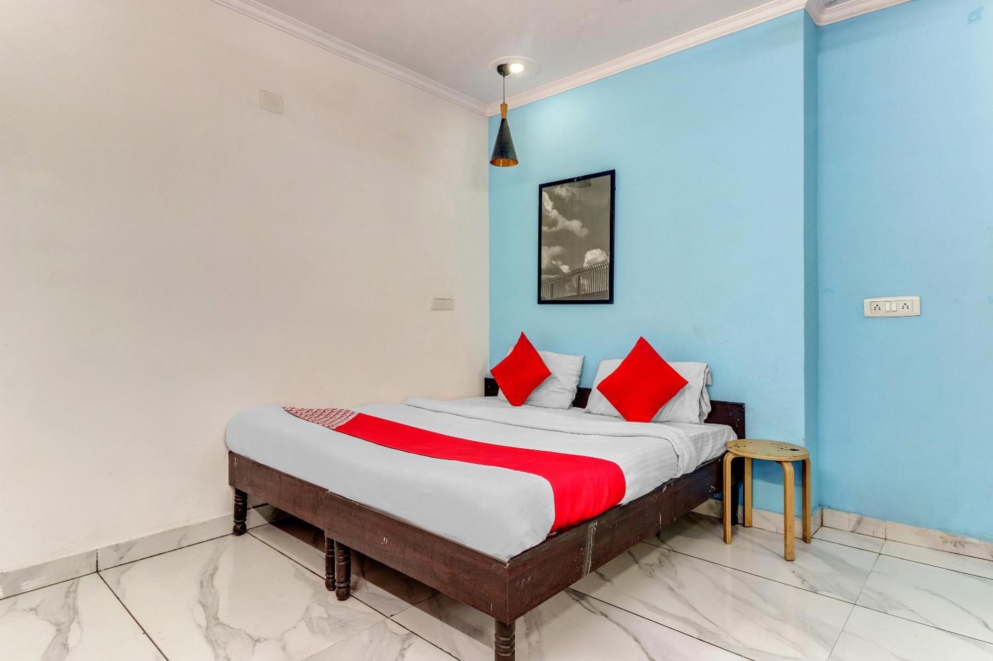 Hotel O Cozy Stay เดลี ภายนอก รูปภาพ